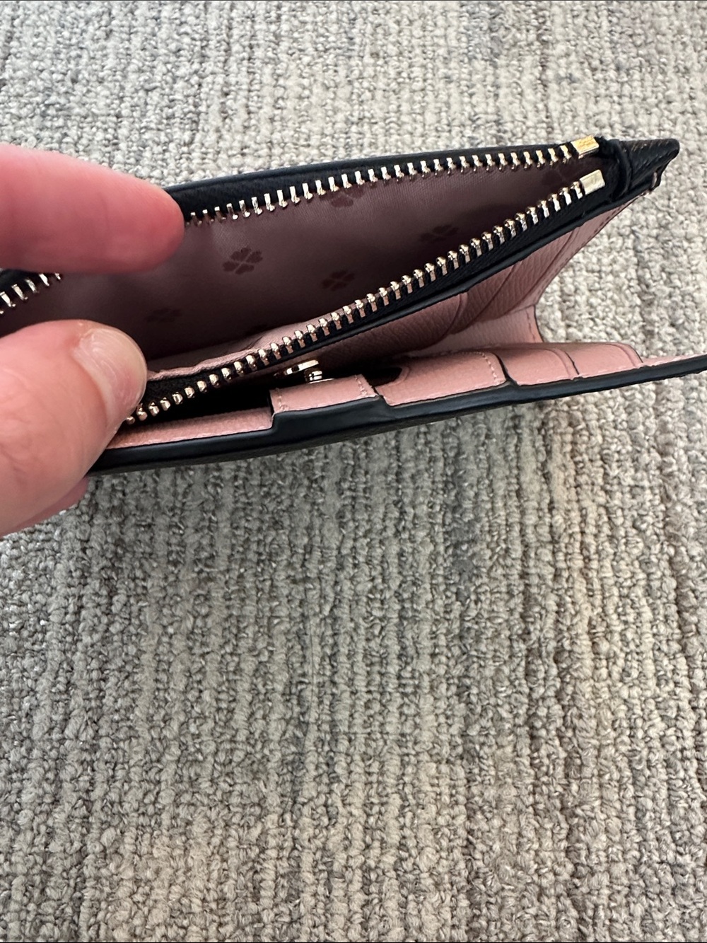 kate spade Black Saffiano Zip Wallet with Gold Logo - Picture 3 of 5